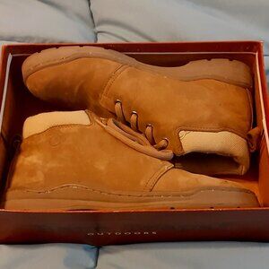 VINTAGE! (1996) Bare Traps Outdoors Nubuck Boots (Women’s)